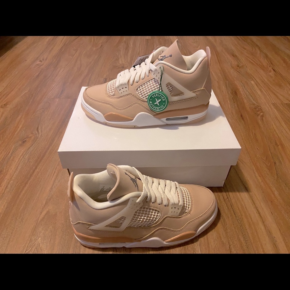 Nike Air Jordan 4 Retro SHIMMERS